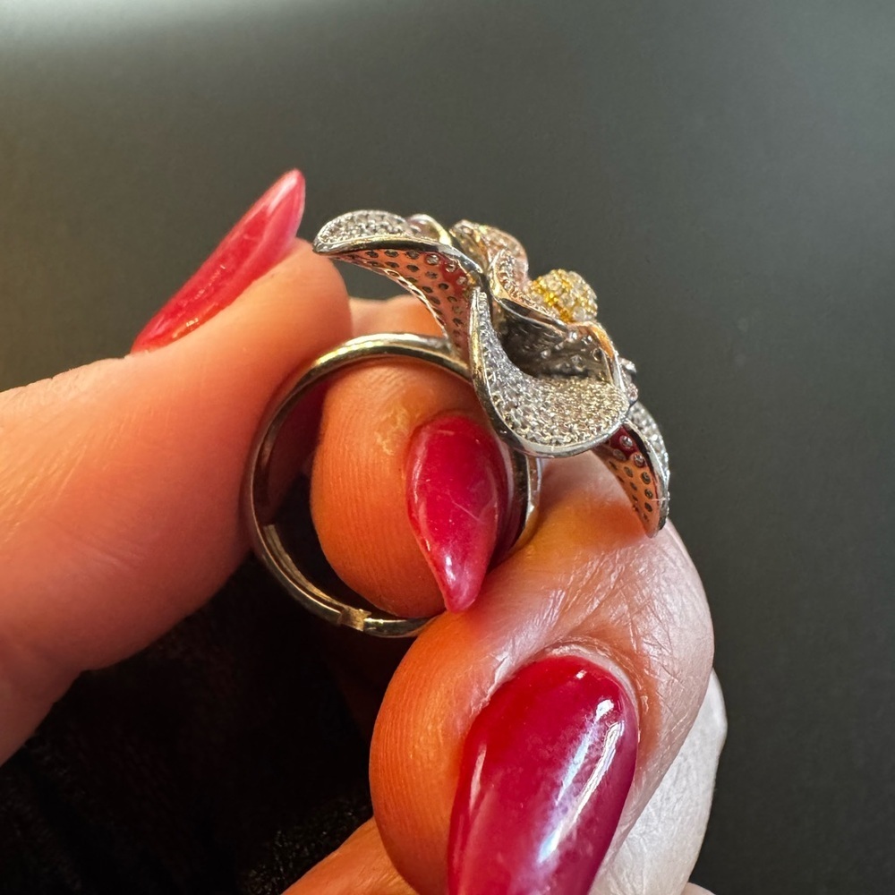 NEW Elegant Sterling .925 Silver and rose gold Flower Ring - Picture 7 of 11